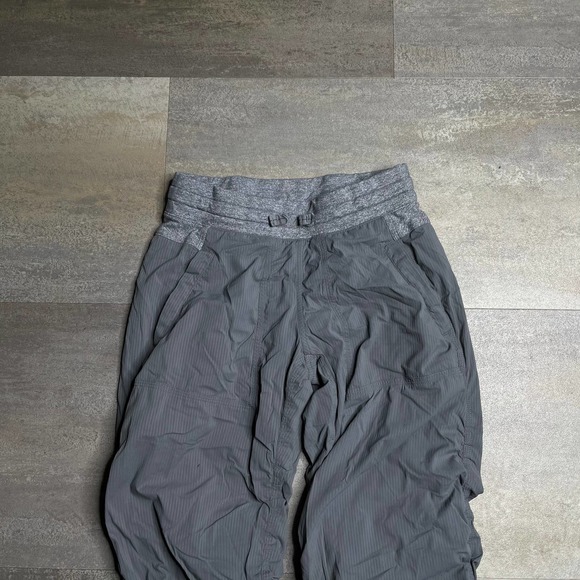 SOLD Ivivva Grils Pants Size 12 - Picture 2 of 4